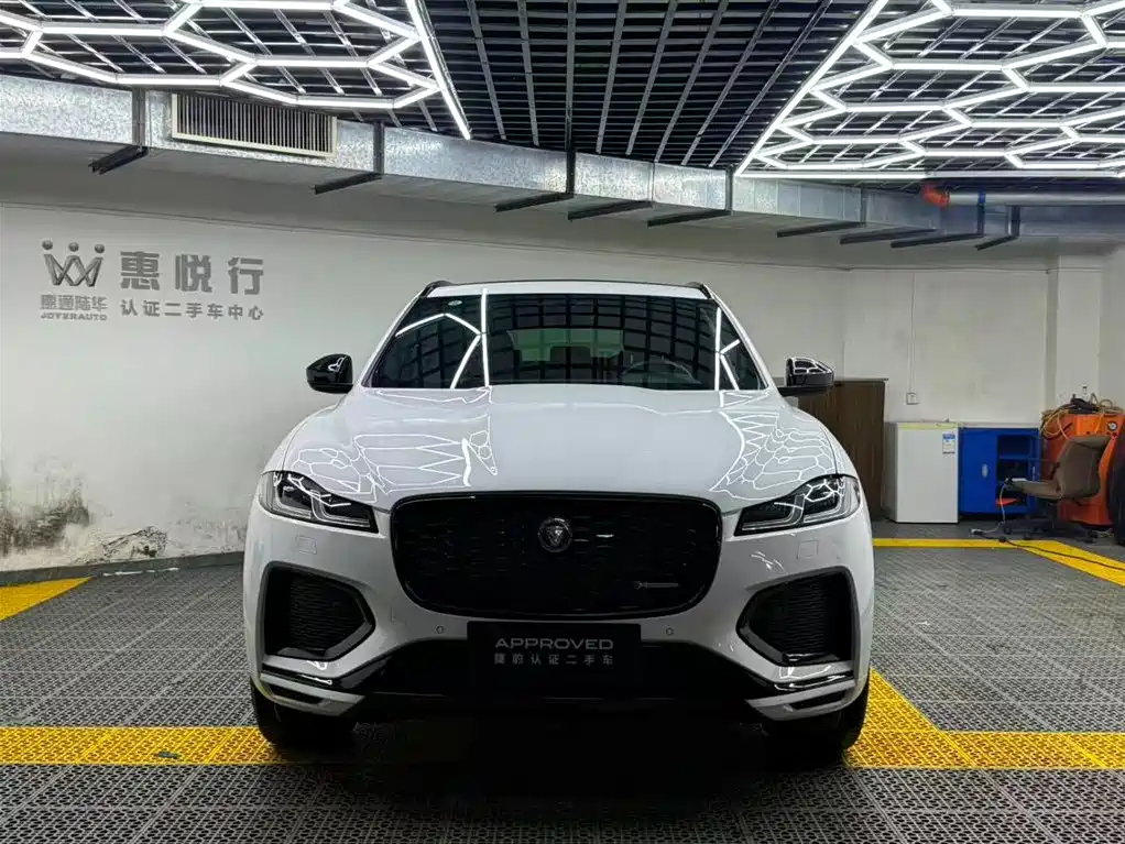 Jaguar F-PACE 2023 — фото 2