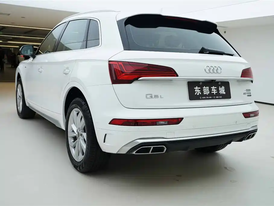 Audi Q5L 2022