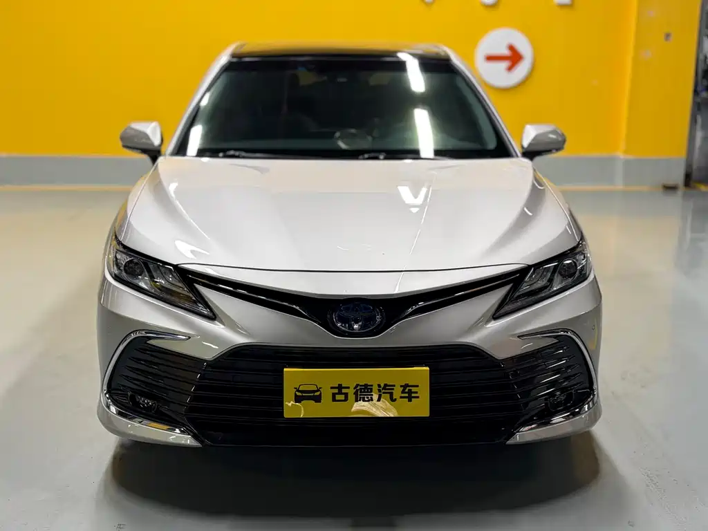 Toyota Camry 2022