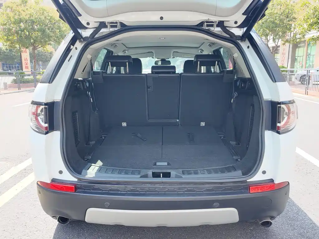 Land Rover Discovery Sport 2017 — фото 20