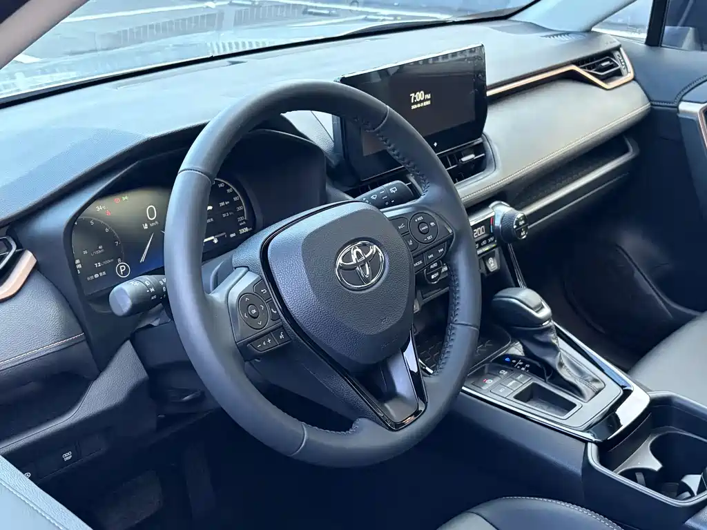 Toyota Wildlander 2025 — фото 12