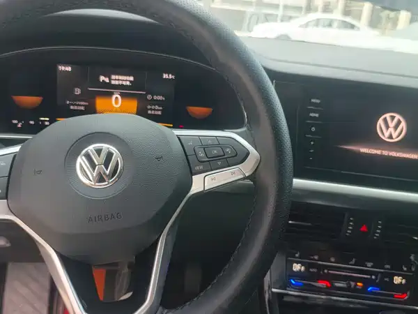 Volkswagen Passat 2022