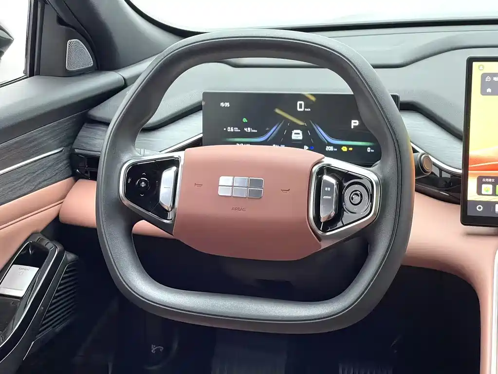 Geely Galaxy L6 2025 — фото 13