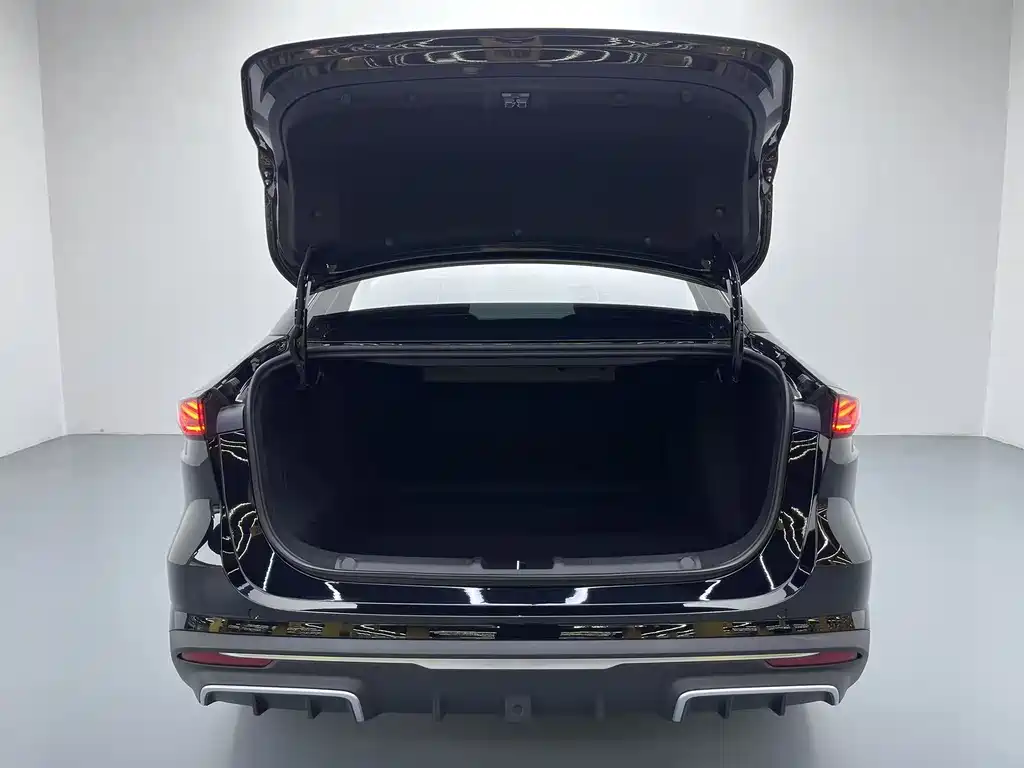 Geely Galaxy L6 2025 — фото 19