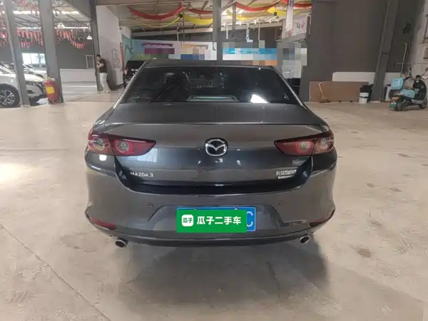 Mazda 3 Axela 2021