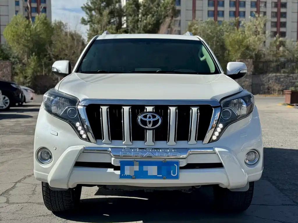 Toyota Prado 2018 — фото 2