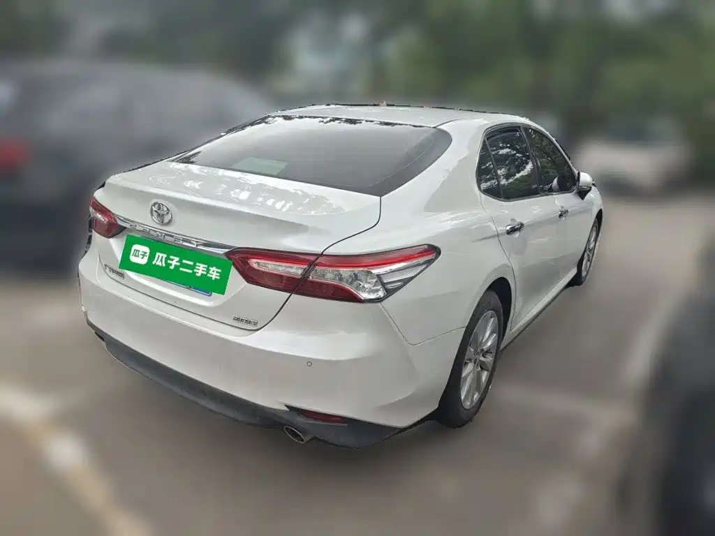 Toyota Camry 2020 — фото 4