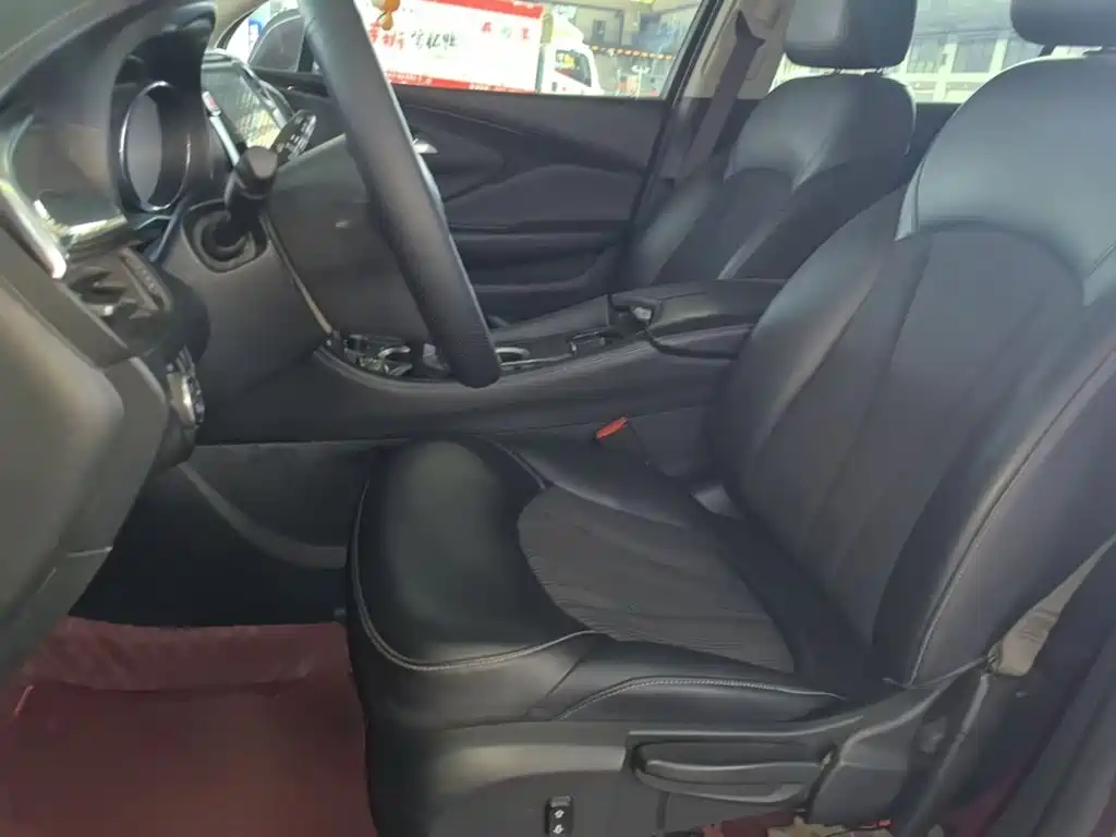 Buick Envision Plus 2019 — фото 15