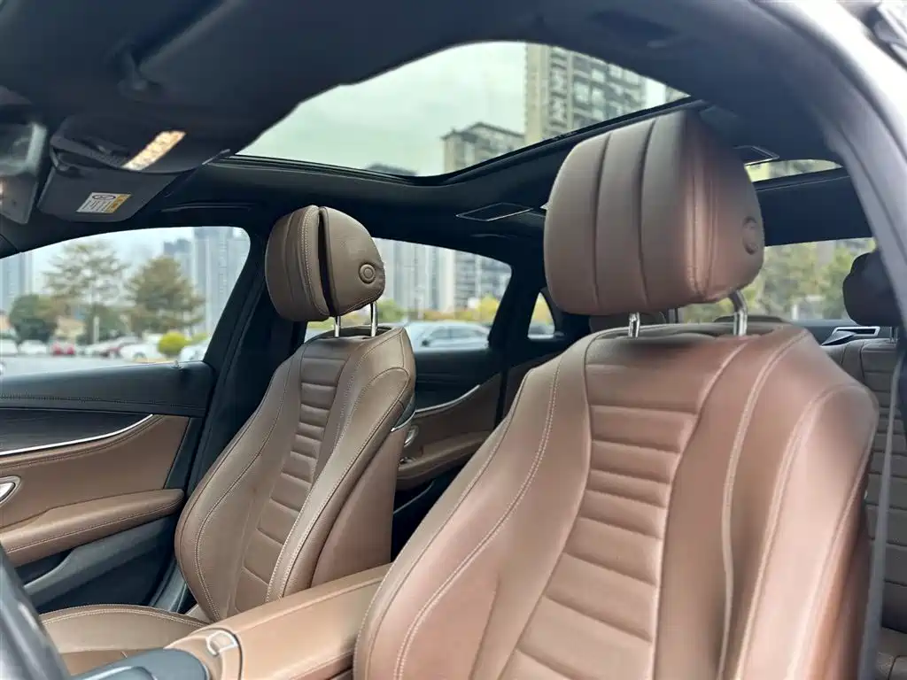 Mercedes-Benz E-Class 2021 — фото 10