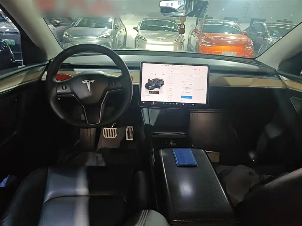 Tesla Model Y 2022 — фото 10