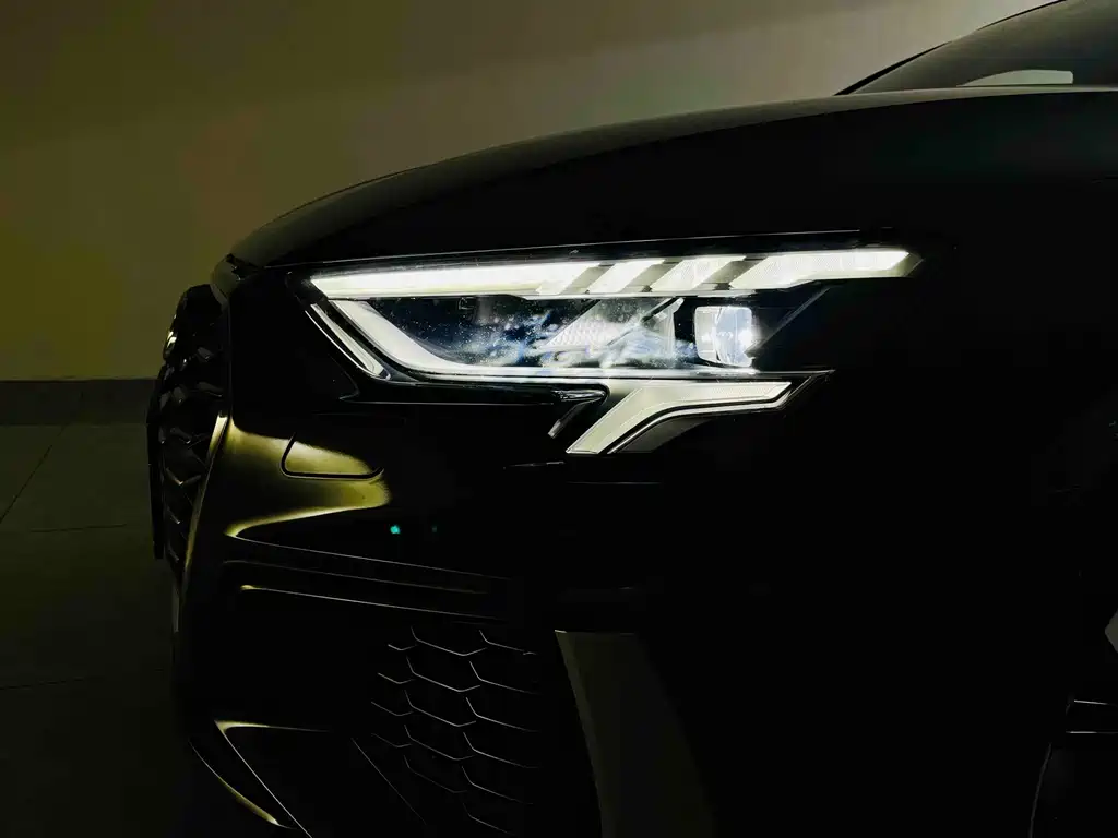Audi A3 2022 — фото 15