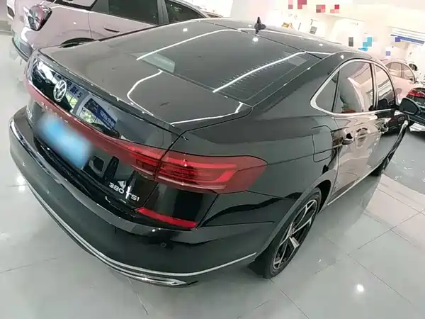 Volkswagen Passat 2024