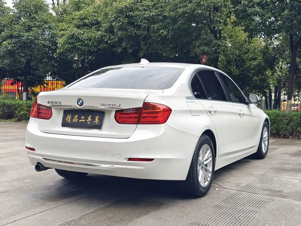 BMW 3 Series 2015 — фото 15