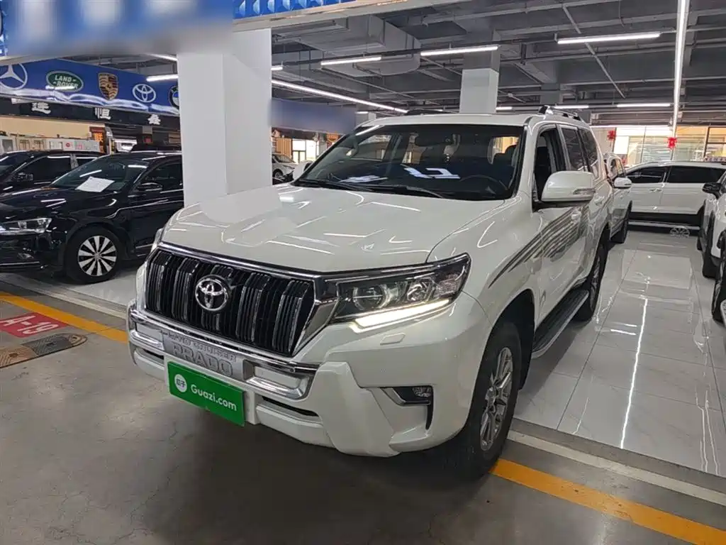 Toyota Prado 2018 — фото 1
