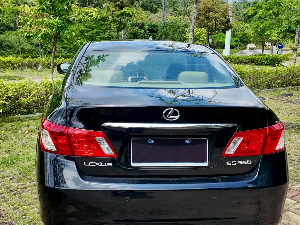 Lexus ES 2009 — фото 27