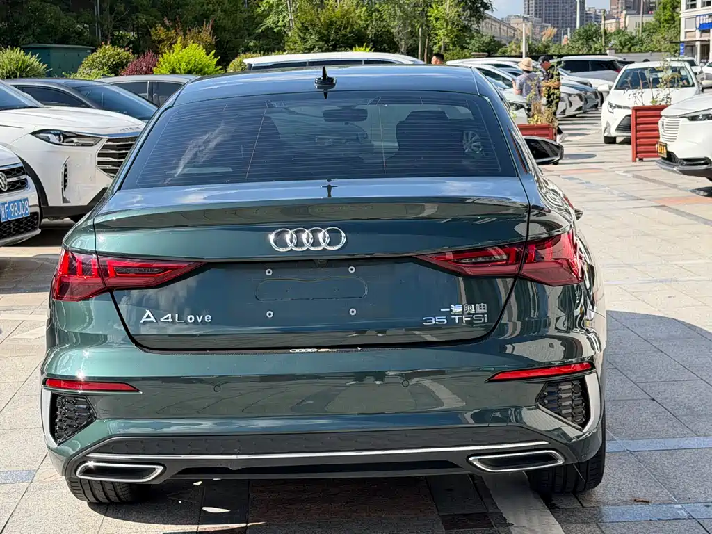 Audi A3 2023 — фото 13