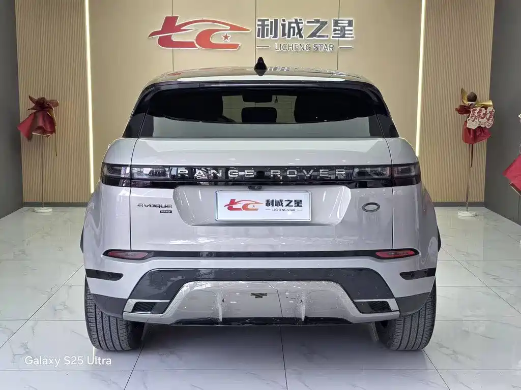 Land Rover Evoque 2021 — фото 5