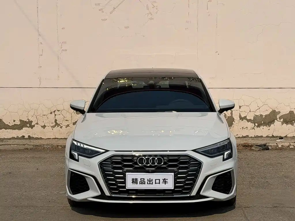 Audi A3 2022 — фото 2