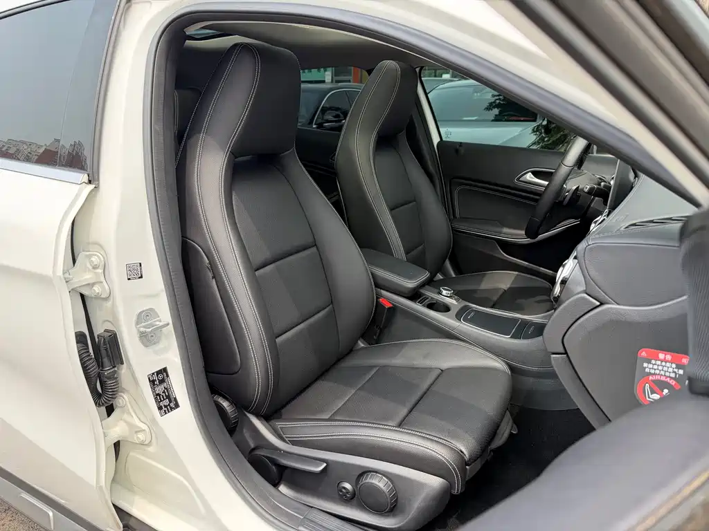 Mercedes-Benz GLA 2017 — фото 12