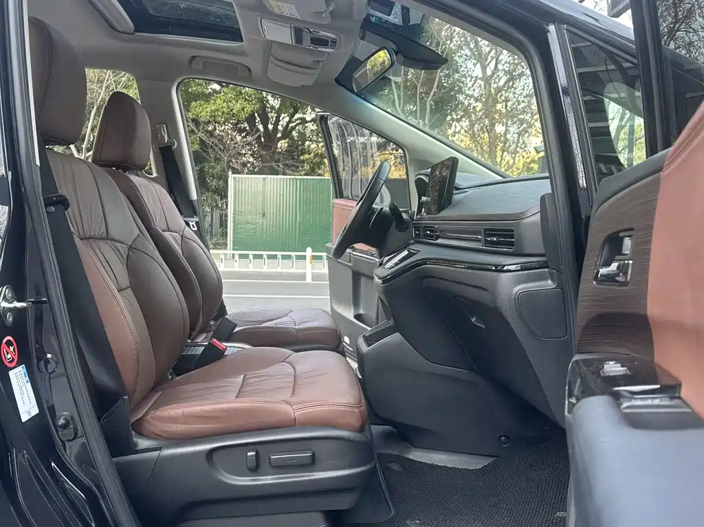 Honda Odyssey 2022 — фото 10