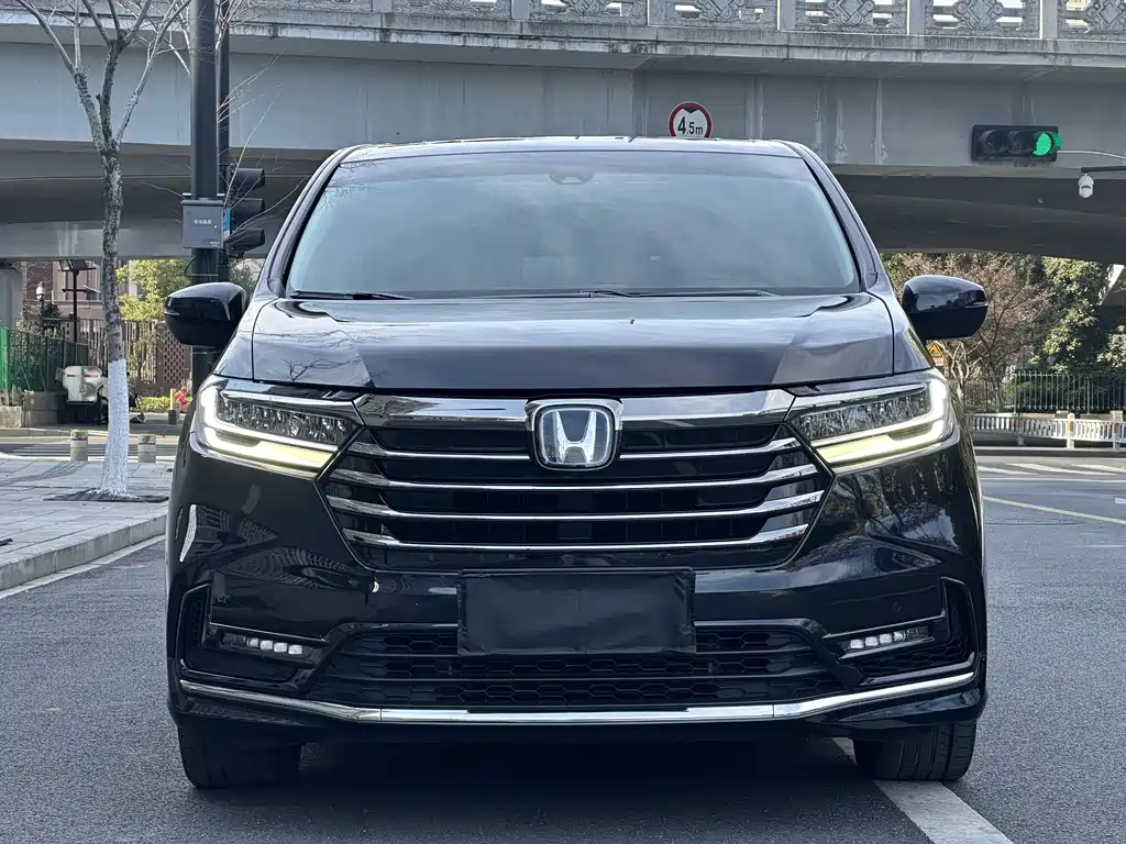 Honda Odyssey 2022 — фото 2