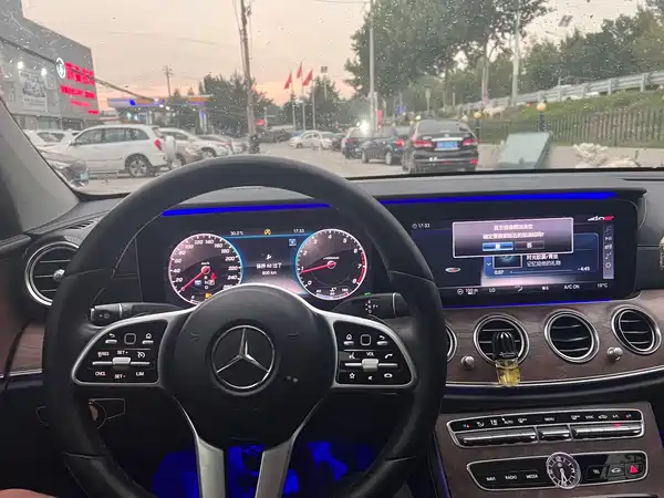 Mercedes-Benz E-Class 2018