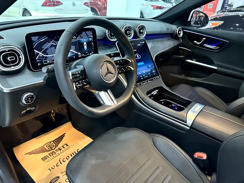 Mercedes-Benz C-Class 2023 — фото 8