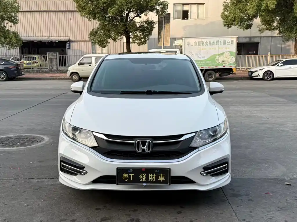 Honda Jade 2018 — фото 2
