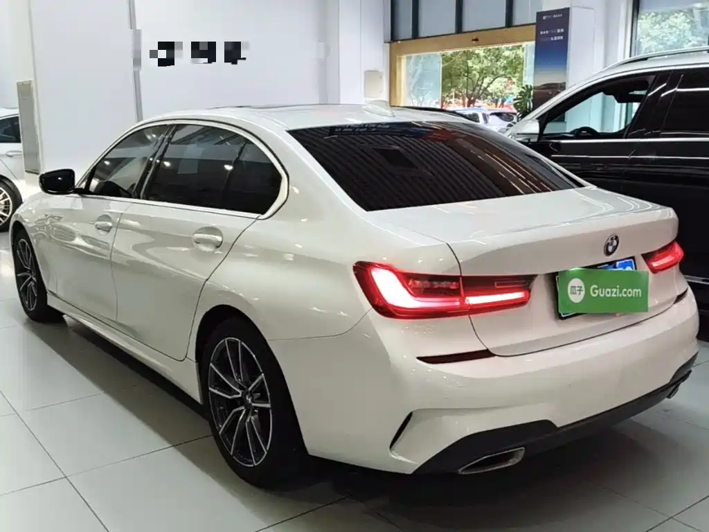BMW 3 Series 2022