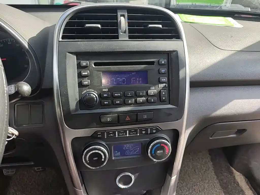 Chery Tiggo 3 2015 — фото 13