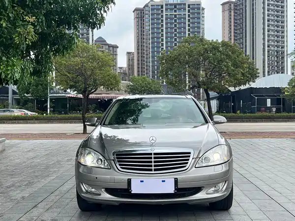 Mercedes-Benz S-Class 2008