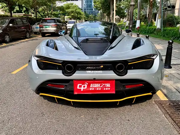 McLaren 720S 2018