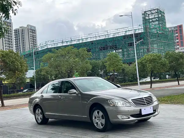 Mercedes-Benz S-Class 2008