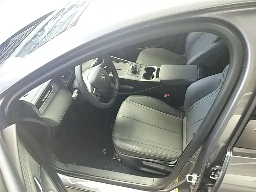 BYD Qin PLUS 2025 — фото 16