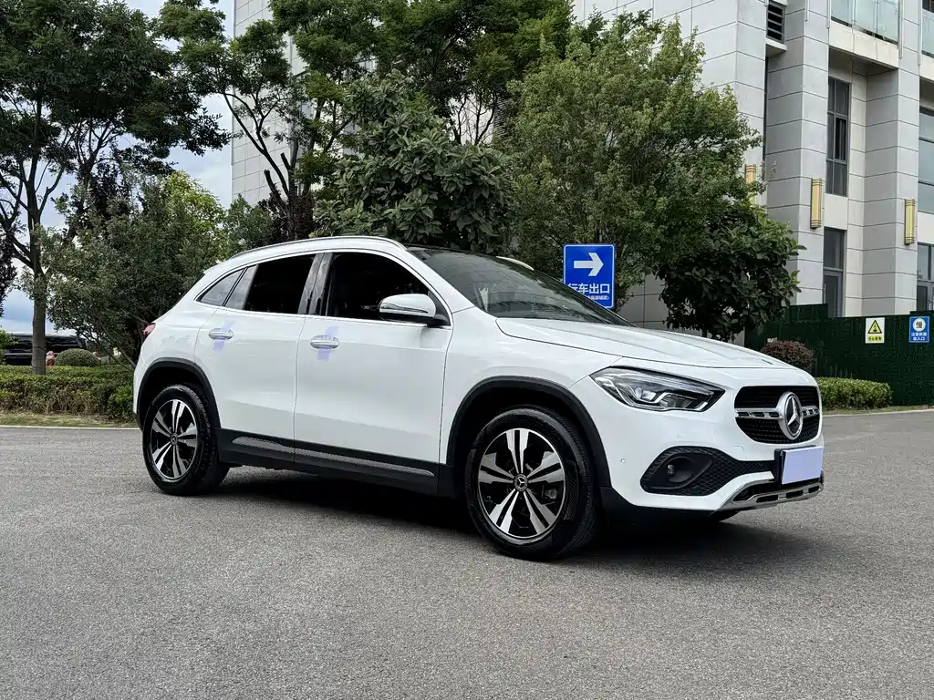 Mercedes-Benz GLA 2021 — фото 3