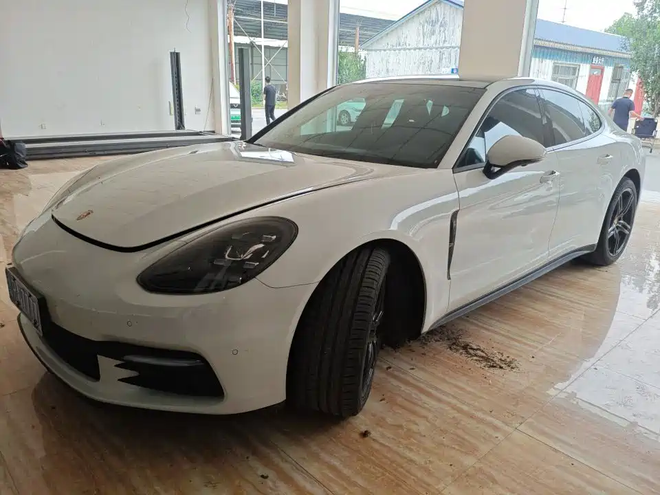 Porsche Panamera 2017