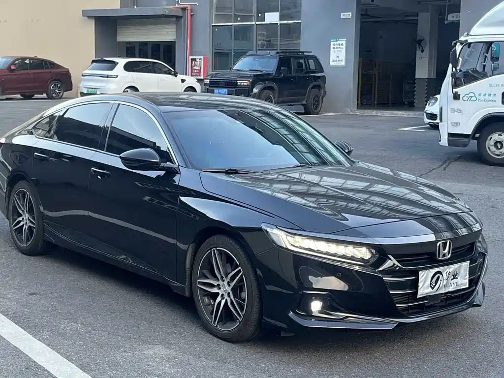 Honda Accord 2022 — фото 3