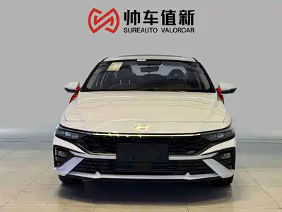 Hyundai Elantra 2023