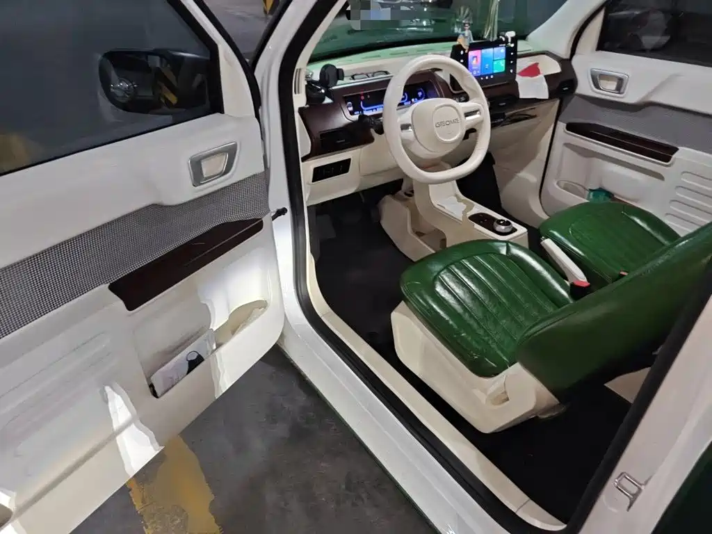 Geely Galaxy Panda 2023 — фото 12