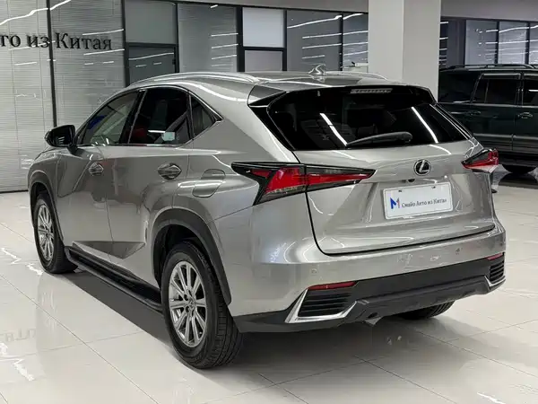 Lexus NX 2019