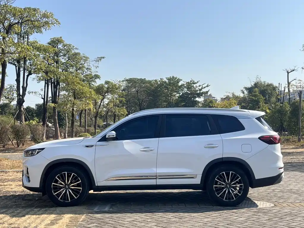 Chery Tiggo 8 PLUS 2021 — фото 27