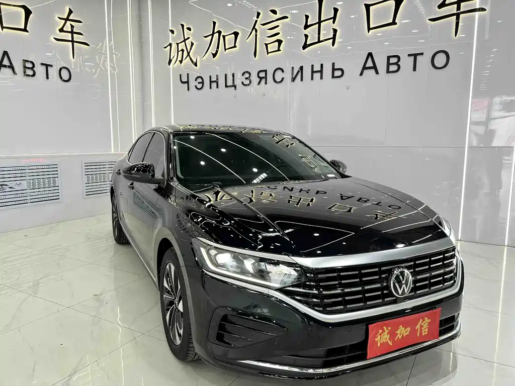 Volkswagen Passat 2023 — фото 3