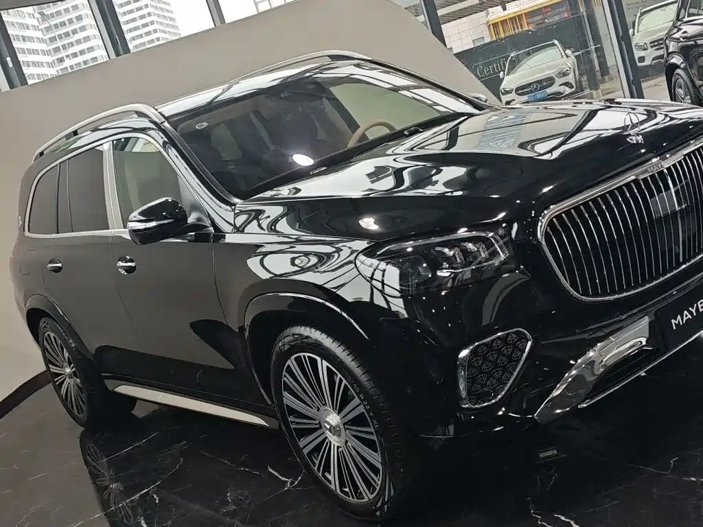 Mercedes-Benz GLS — фото 9