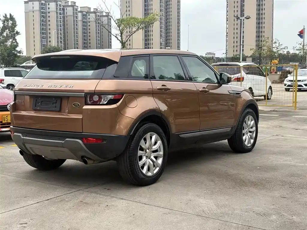 Land Rover Evoque 2015 — фото 4