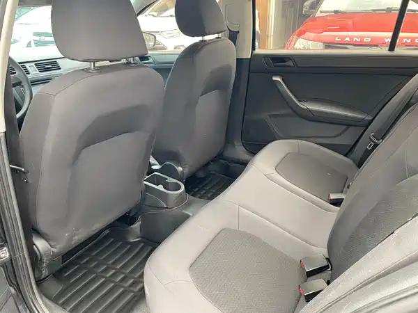 Volkswagen Santana 2015