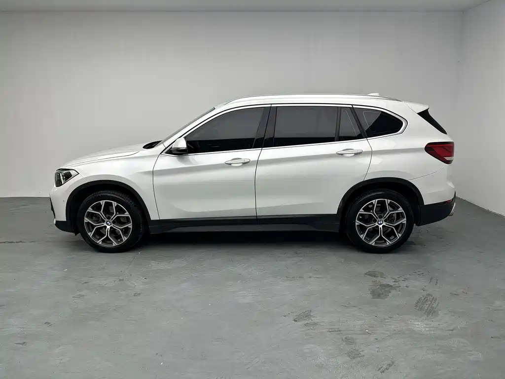 BMW X1 2020 — фото 5