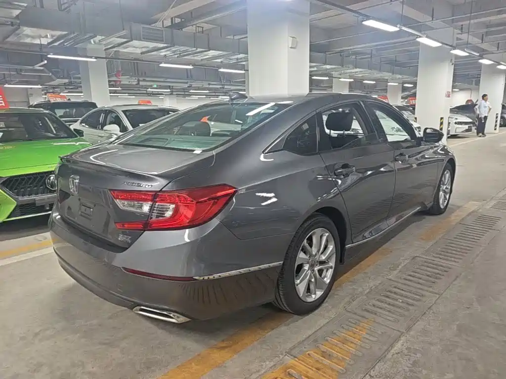 Honda Accord 2019 — фото 7