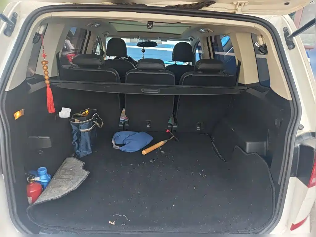 Volkswagen Touran 2018 — фото 15