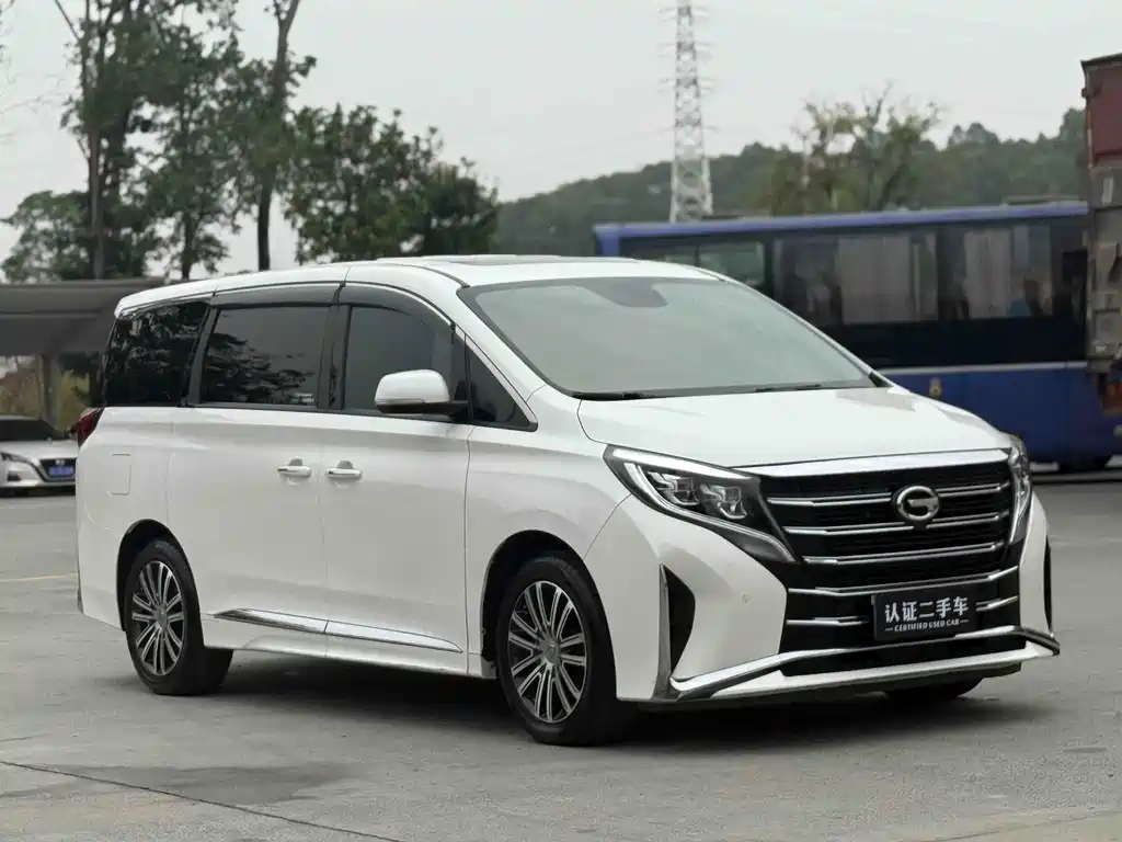 GAC Motor Trumpchi M8 2021 — фото 3