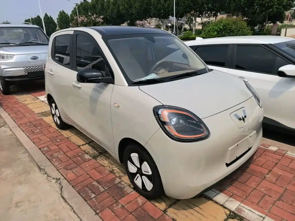 Wuling Hongguang MINIEV 2025